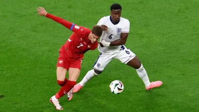 Dušan Vlahović (Srbija) i Mark Geji (Engleska)